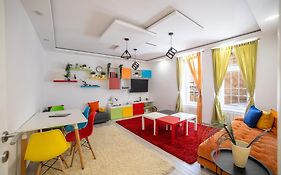 Old Town Colorful Two-Bedroom Apartment